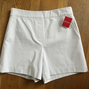 Spanx On-the-Go Shorts with Ultimate Opacity Technology White, size Small NWT